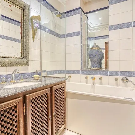 Marrakech Suite Champs Elysees Paris Exterior photo